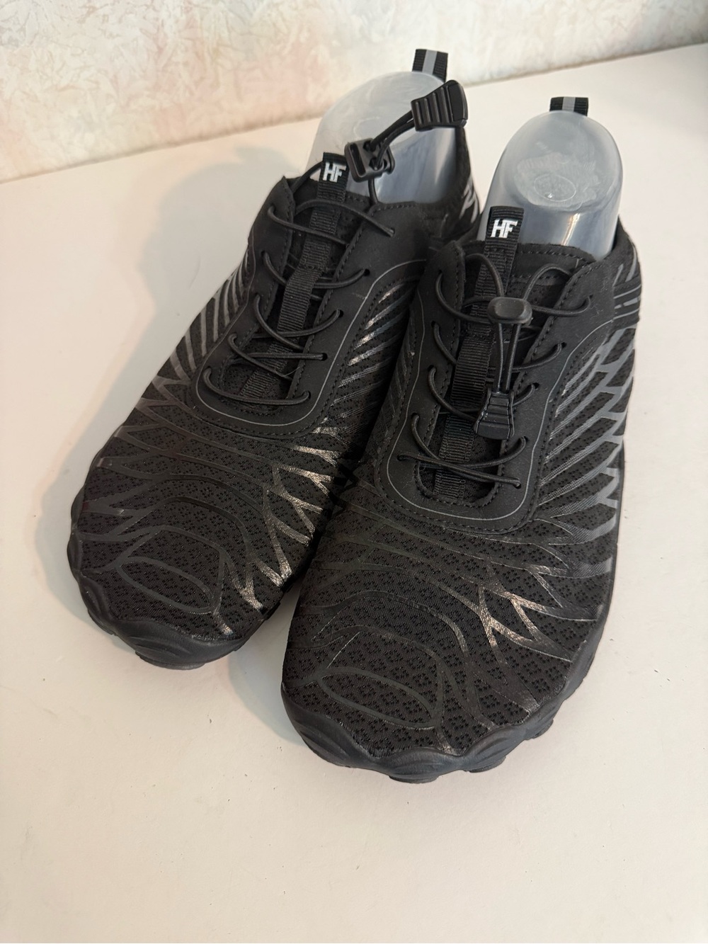 HF Men’s Black Athletic Hiking Shoes - Toggle Closure Lightweight Grip Sneakers